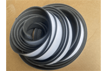 EVA防尘防滑密封条 EVA隔音防震自粘长条 海绵密封条泡绵